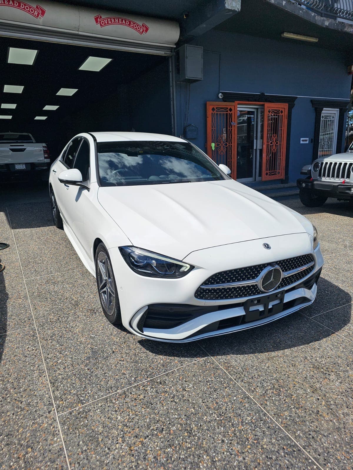 Mercedes-Benz C-Class C200