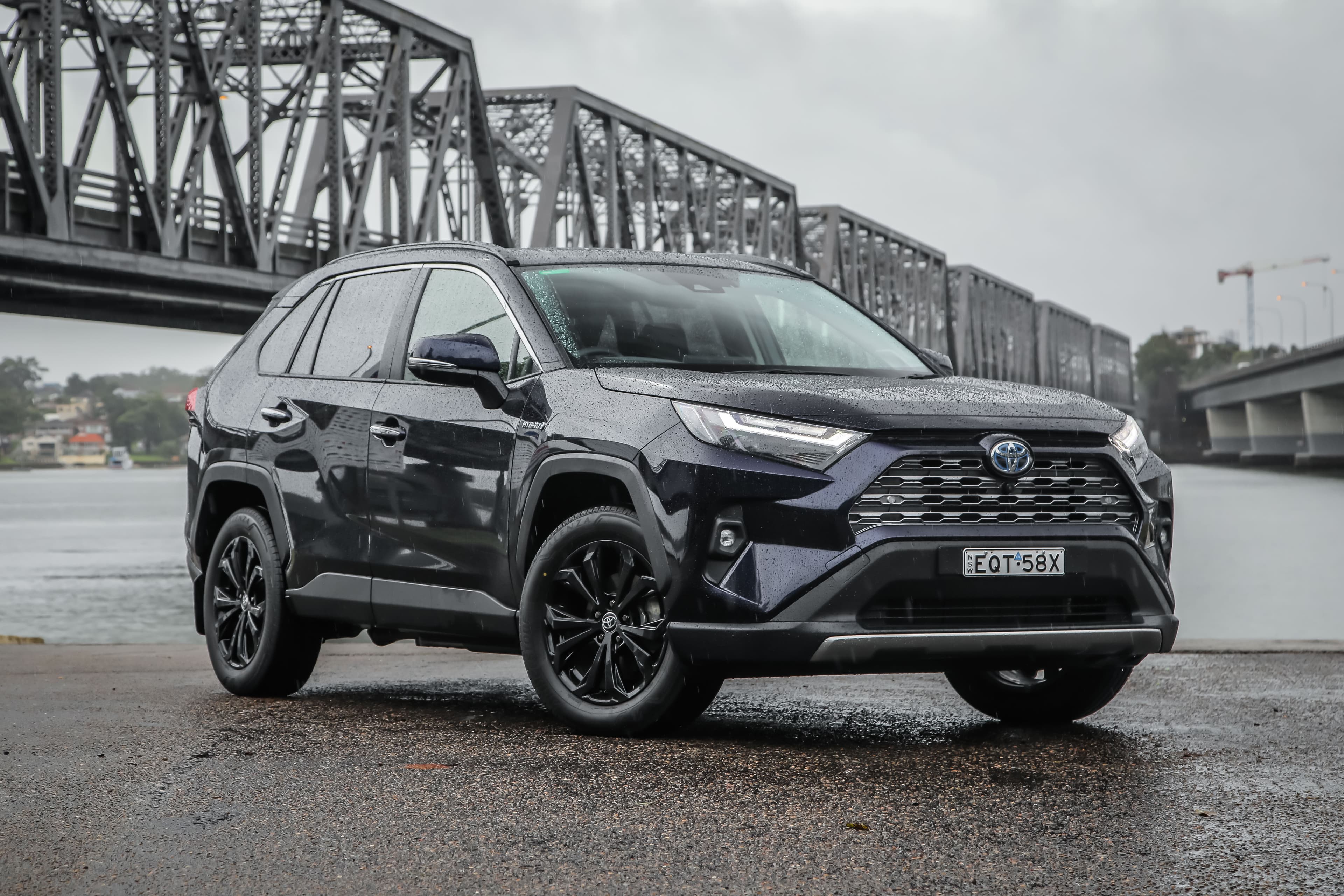 Toyota RAV4 X
